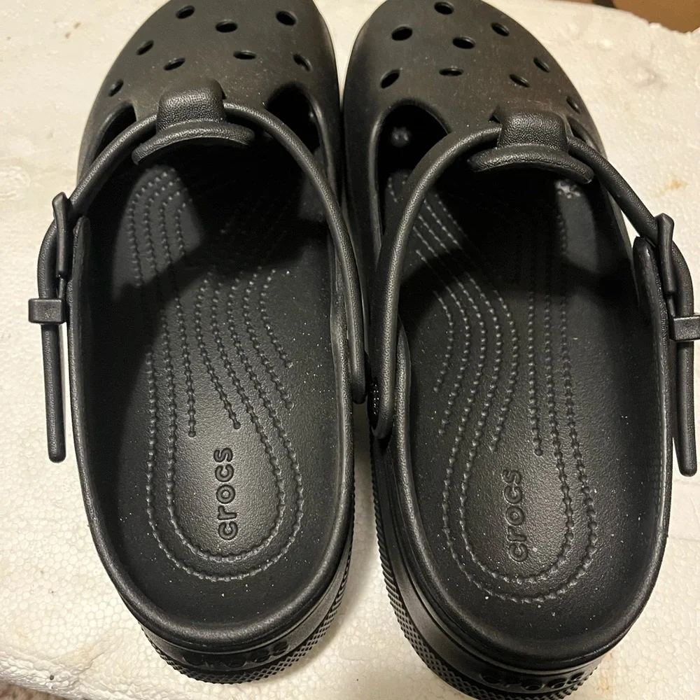 GUC Crocs Mary Jane Mules Size 10 - Picture 2 of 3